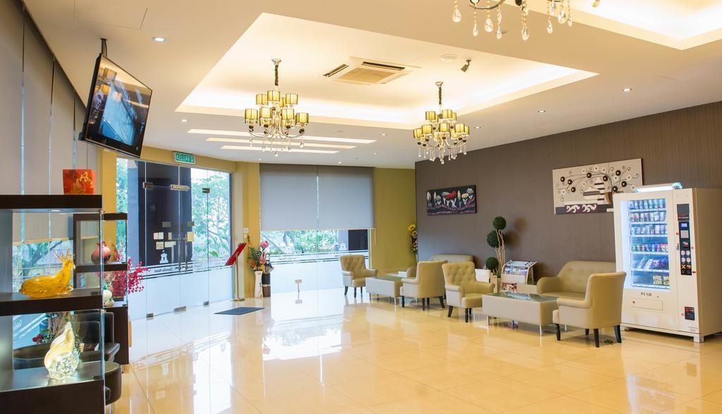 Castello Hotel Kulai Kültér fotó