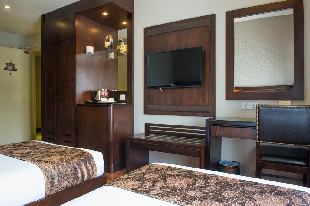 Castello Hotel Kulai Kültér fotó